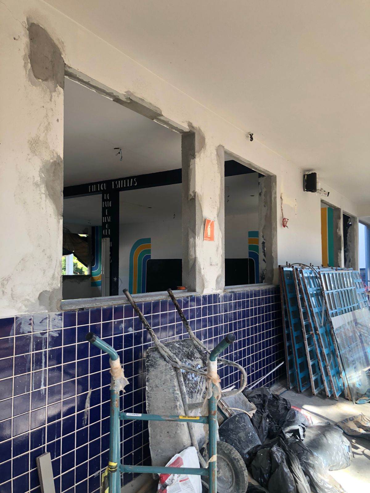 Biblioteca do Marista em processo de reforma